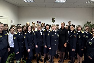 Приставы на страже закона